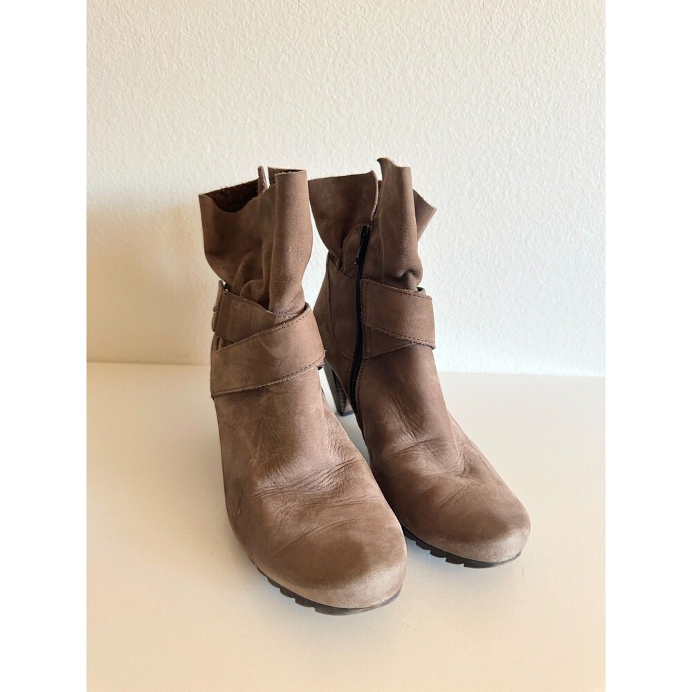 Paul Green Women’s Naomi Suede Ankle Boots Buckle Taupe Tan City School Size 5.5 - Picture 3 of 11